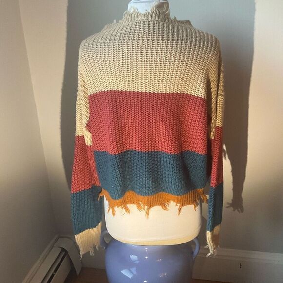 Derek Heart Colorblock Distressed Cropped  VNeck Sweater, L - Picture 9 of 16